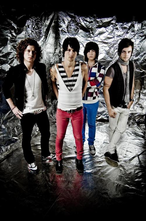 Hot+chelle+rae+lovesick+electric+album+tracks