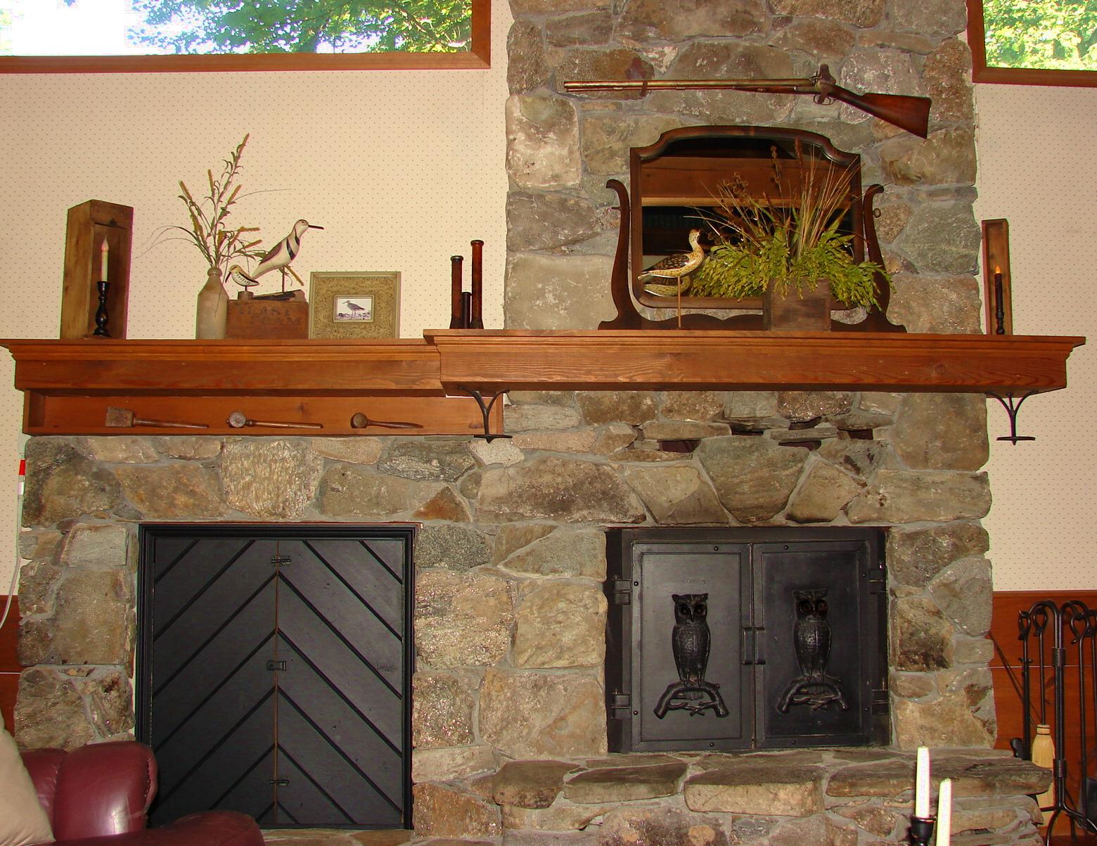 Pieced Pastimes Dressing the Mantel