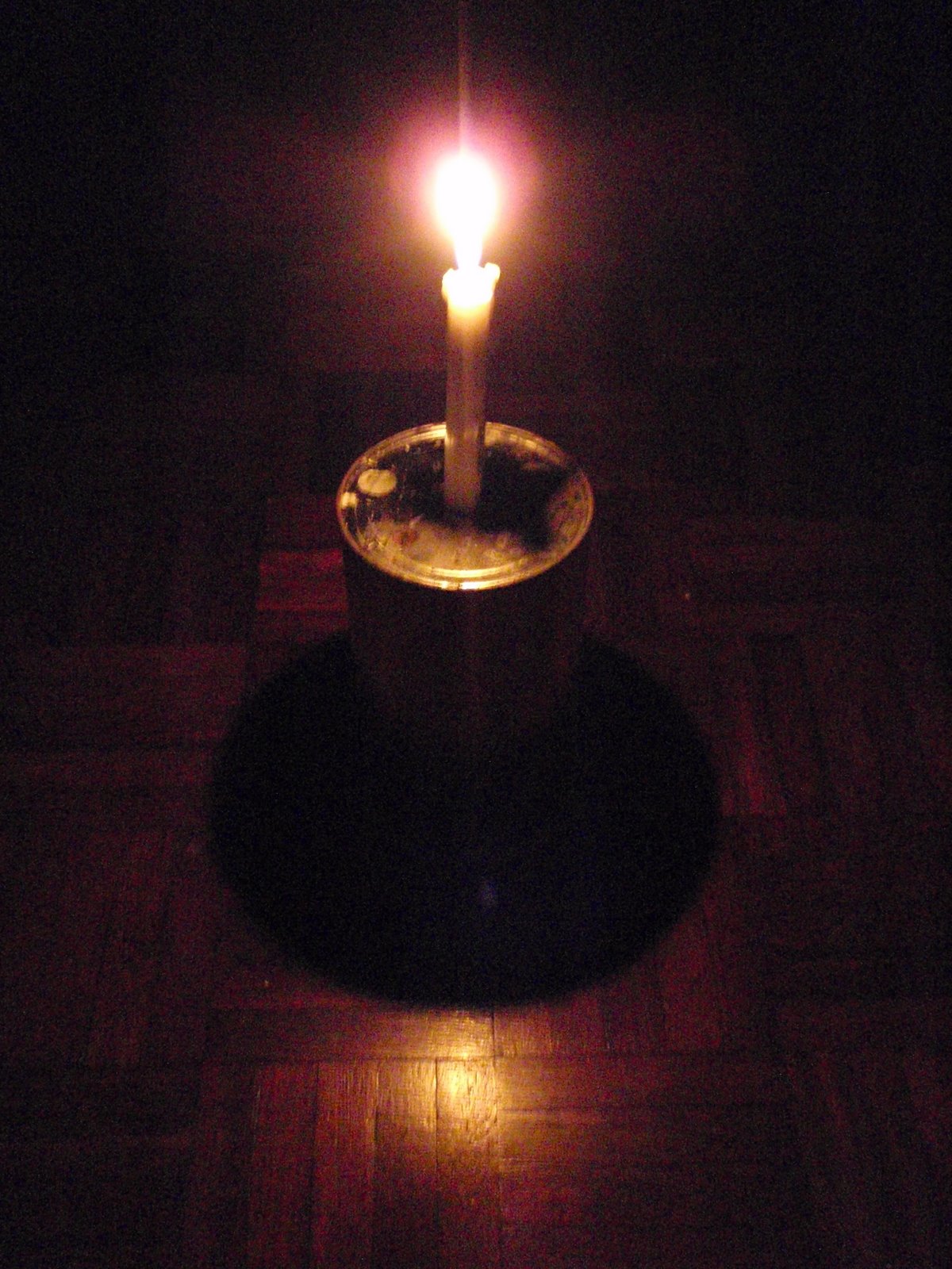[candle3.jpg]