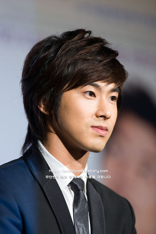 [4e9f20eea017751dacafd51a.jpg]