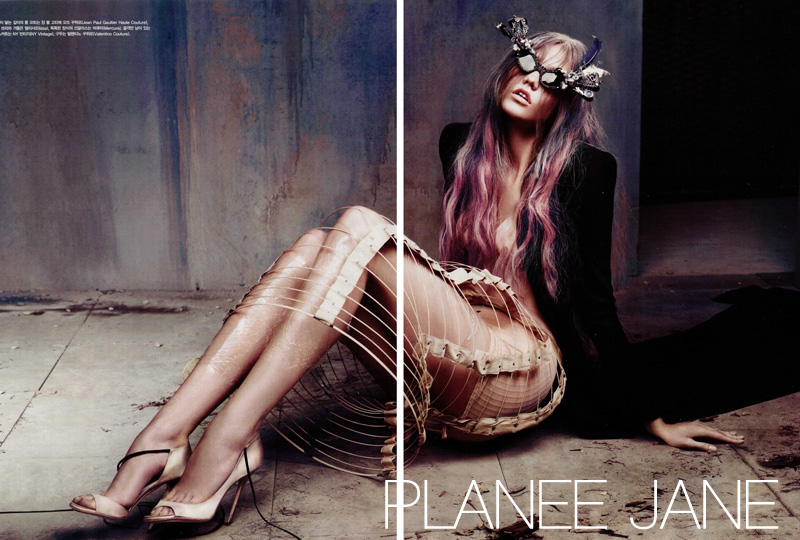 PLANEE JANE