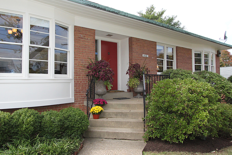 Concrete Jungle DC Another DC "Mid Century" Modern??