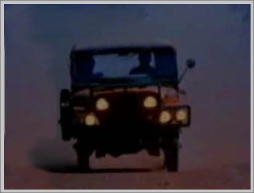 [1980+Camel+Trophy+Jeep+red+dirt+road+02.jpg]