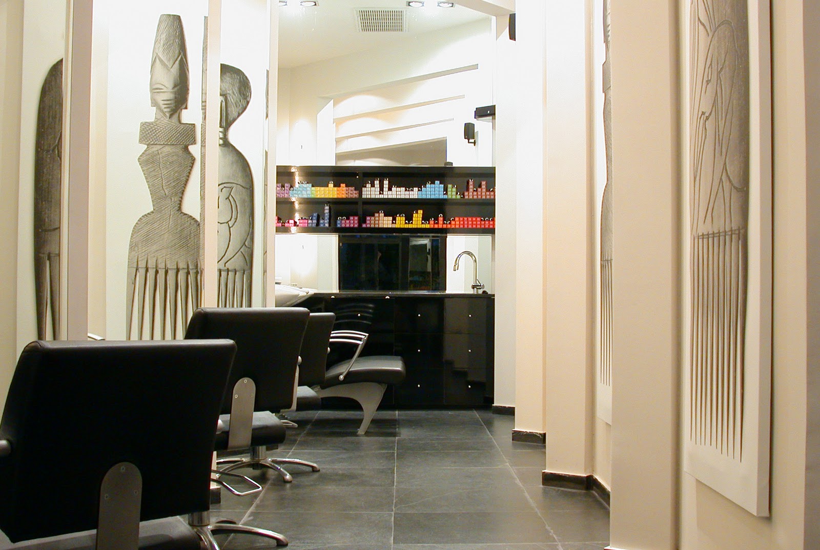 Highlights Hair Salon Tel Aviv L'Oreal Color Bar at Highlights Tel Aviv