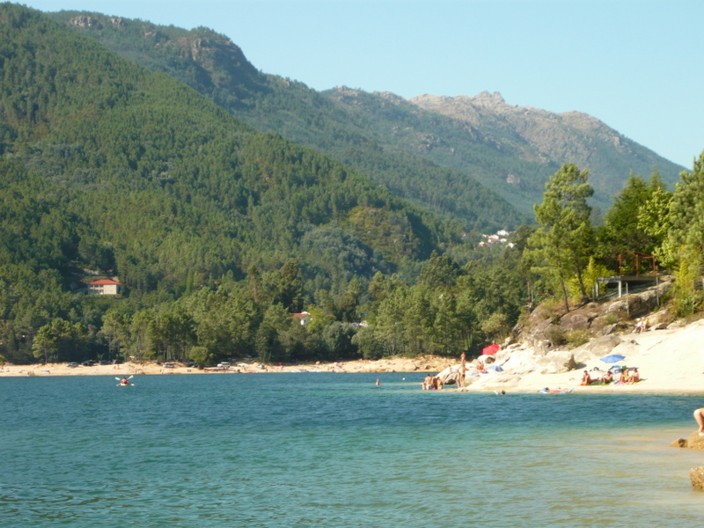 [serra+de+gerês.JPG]