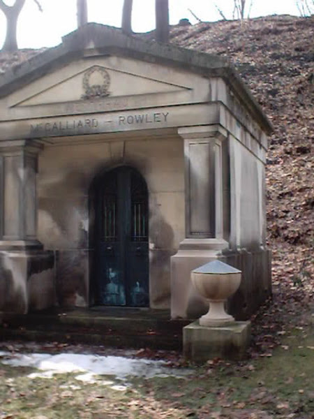 McCalliard - Rowley Mausoleum