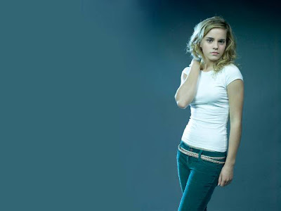 Emma Watson: The Harry Potter Actress Beautiful Wallpapers Emma Watson: The Harry Potter Actress Beautiful Wallpapers