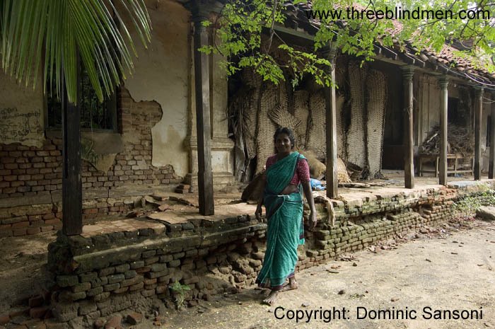 [Murthy_Pudikuppam+house.+India.jpg]