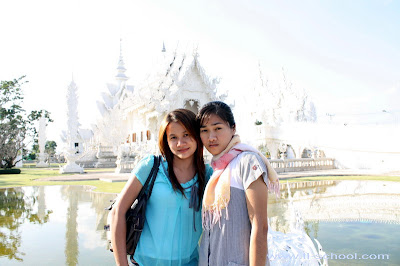 ครูโอ๊ะ ครูแพน บุคลากรทองหลางจ้า