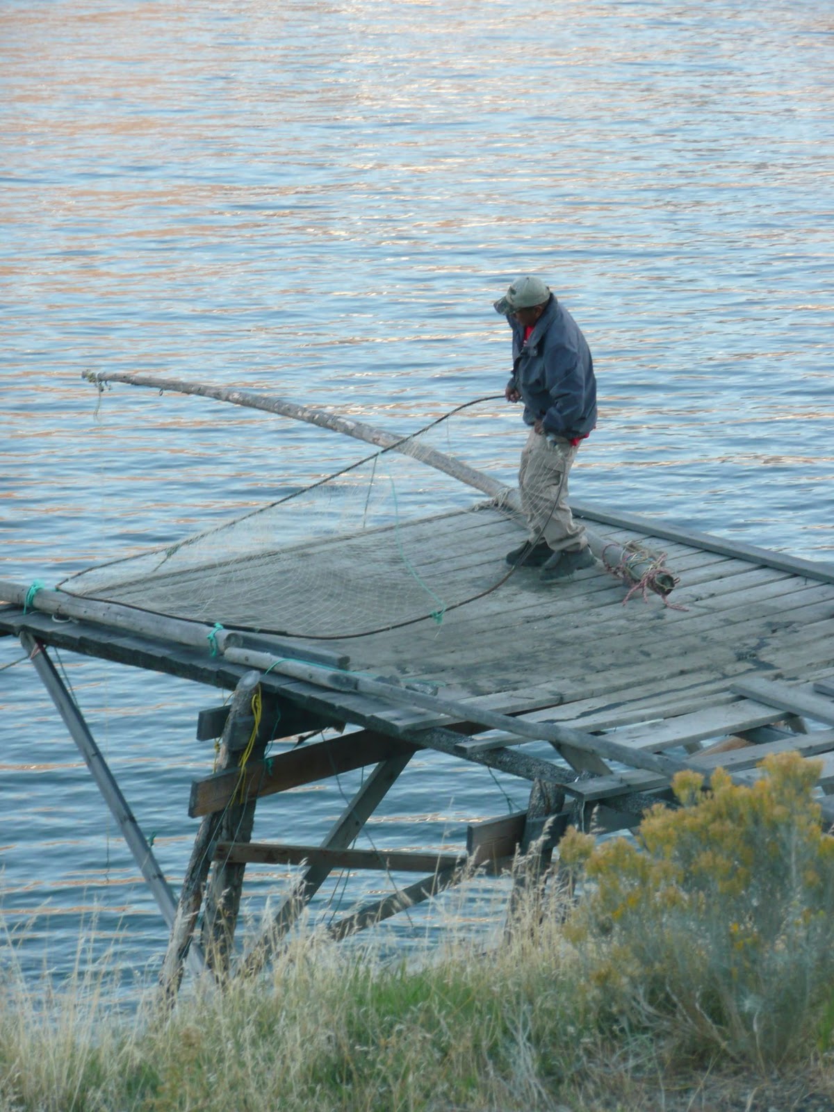 On the Road.Again: Native American Net Fishing just Below the John  Day Dam on the Columbia