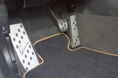 [Carscoop_LUMMA3Coupe_12.jpg]