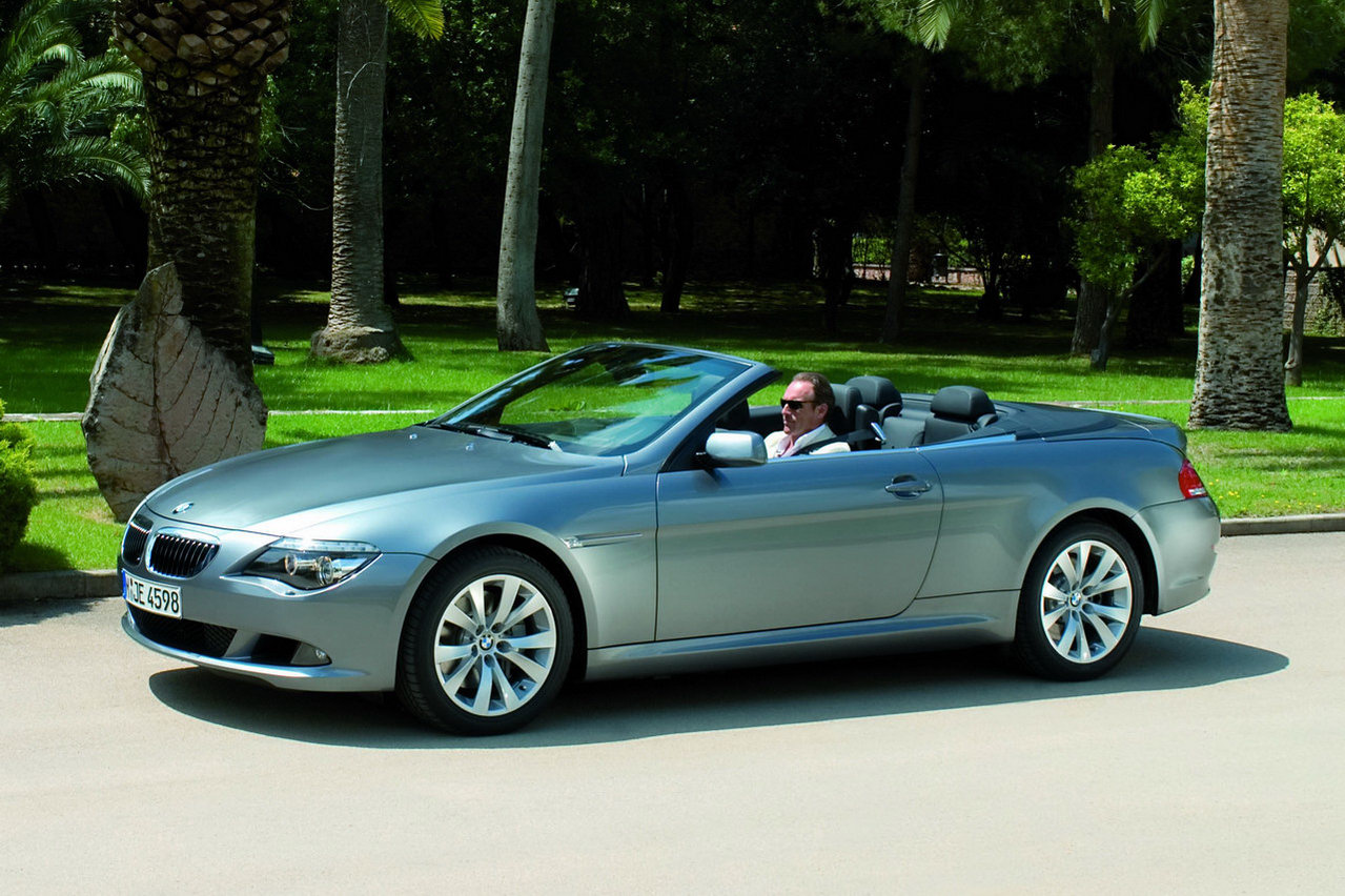 [Carscoop_08BMW6_001.JPG]