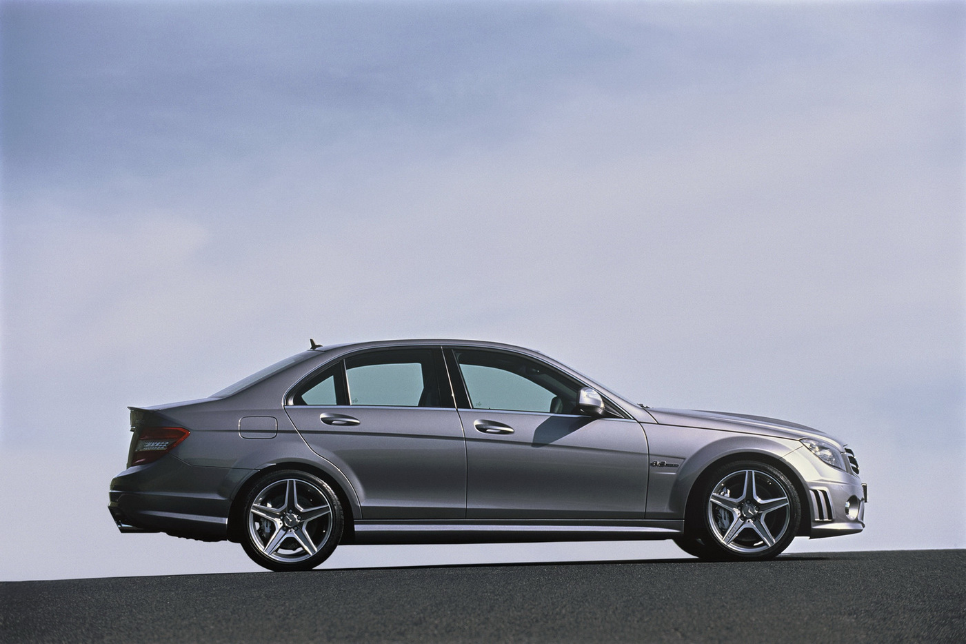 [Carscoop_C63AMG_8.jpg]