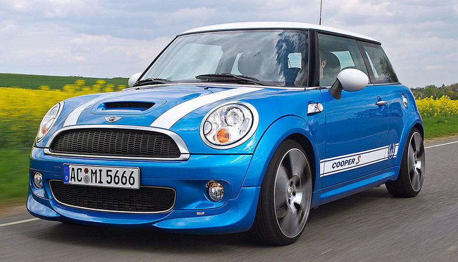 [Carscoop_ACS_Mini2007_5.jpg]