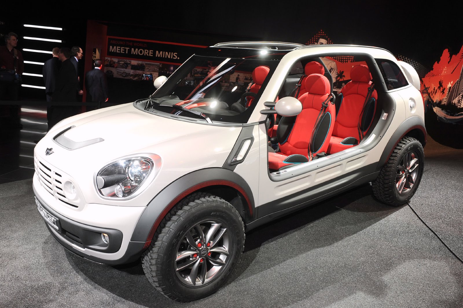 [MINI-Beachcomber-Concept-5.JPG]
