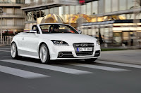  2011 Audi TT Coupe and Roadster Range Facelifted, New 211HP 2.0 TFSI Photos