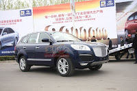 Huatai-B35-Cayenne-6.jpg
