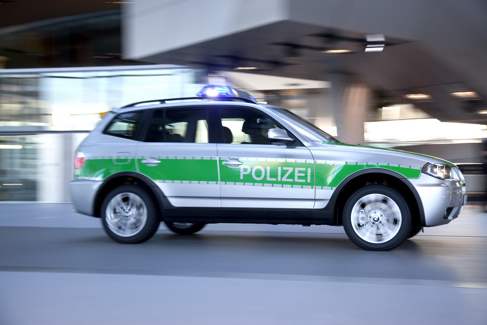 Bavarian Cops Testing BMW X3 Police Car