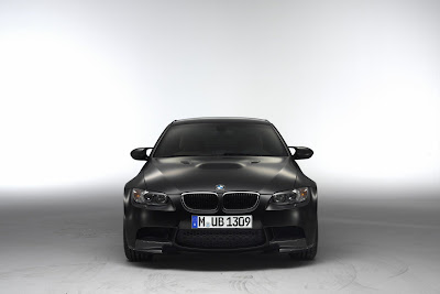 http://4.bp.blogspot.com/_FoXyvaPSnVk/S_THRWiYHVI/AAAAAAAC3u8/5JDJKgGnlXM/s1600/2011-BMW-M3-Competition-Frozen-Black-1.JPG