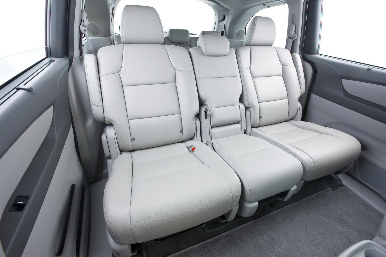2011 Honda Odyssey Minivan Officially Revealed [45 Photos]