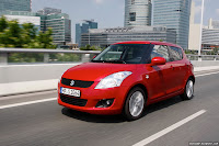 2011-Suzuki-Swift-18.jpg