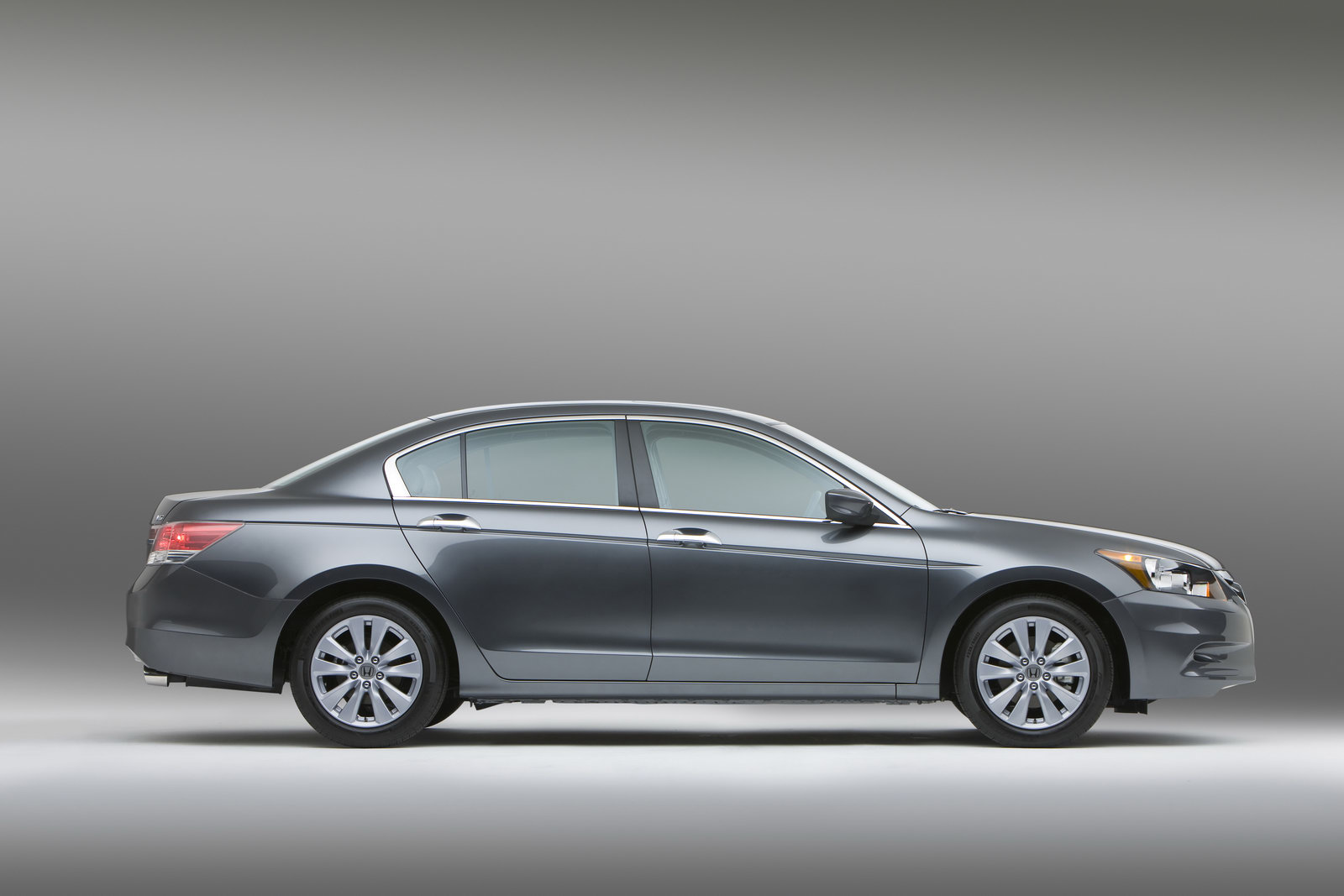 2011 Honda Accord Sedan and Coupe Facelift: First Photos ...