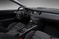 2011 Peugeot 508 15 New Peugeot 508 Officially Unveiled gets HYbrid4 Variant with 200HP and AWD