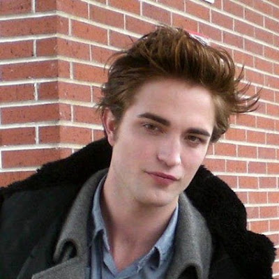 kristen stewart engaged. “Bella & Edward 4Ever” nonsense, he's not engaged to Kristen Stewart.