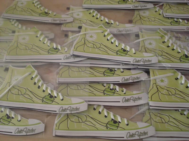 invitacion tenis converse