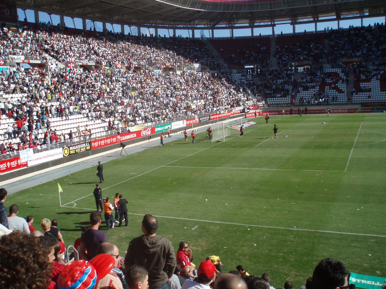 [PB080004.JPG]