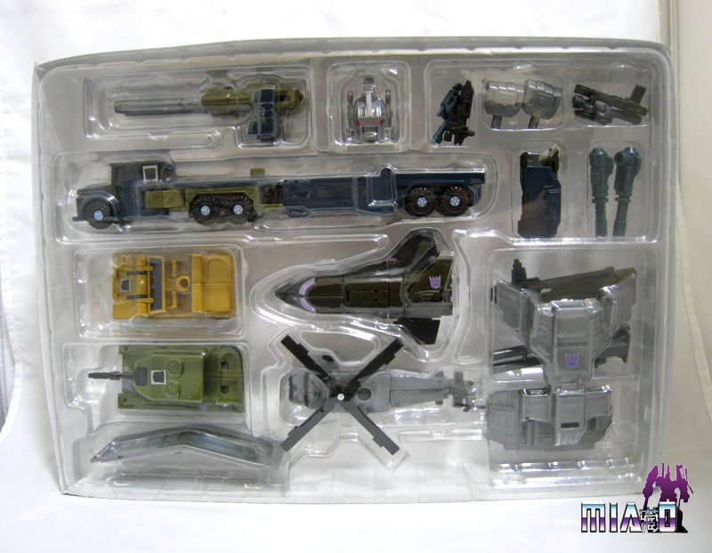 [Bruticus04.jpg]