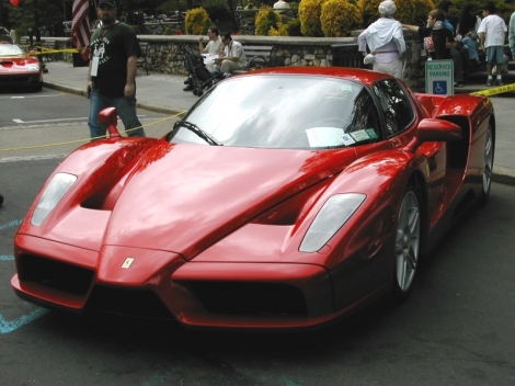 Most expensive car in the world order of the 2 Ferrari Enzo 1000000