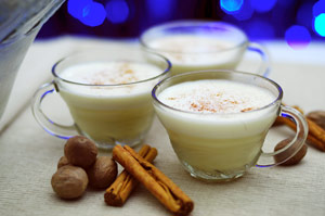 Alcoholic Eggnog, with a kick!