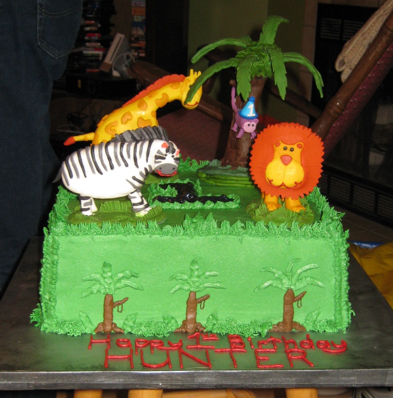 Adam s Best Cake Decorating: My sister s son is turning 1