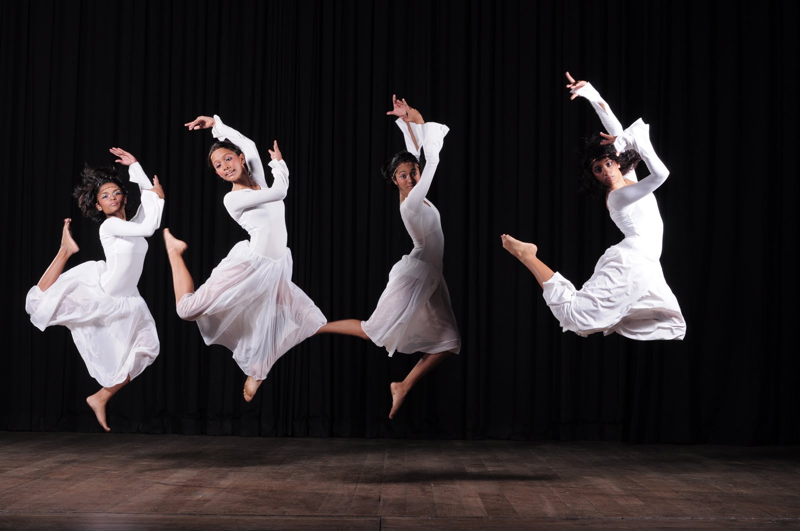 DANCEWORLD School of Modern & Jazz Ballet Rehearsals