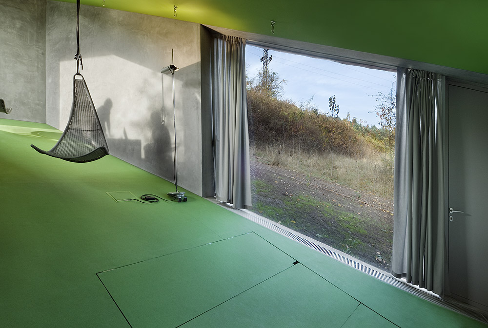 Knallgrau Kaugummi Villa