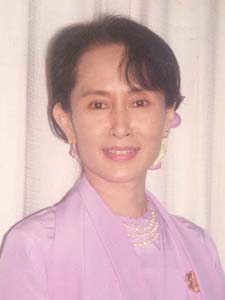 ျမင့္ျမတ္အေမ