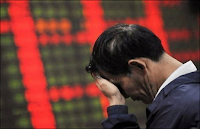 Crise boursière au Japon en octobre 2008. Document AFP.