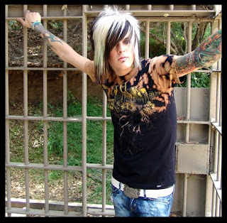 Examples of the emo Hairstyle pictures, wallpaper, photos, emo Hairstyle class=cosplayers
