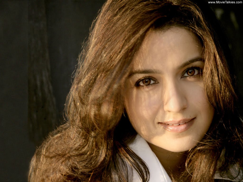 http://4.bp.blogspot.com/_GCAuqodmOE4/TKqpxyVZYhI/AAAAAAAAC94/LpBPPrQChrg/s1600/Tisca+Chopra+Hottest+Wallpapers+Ever+(1).jpg