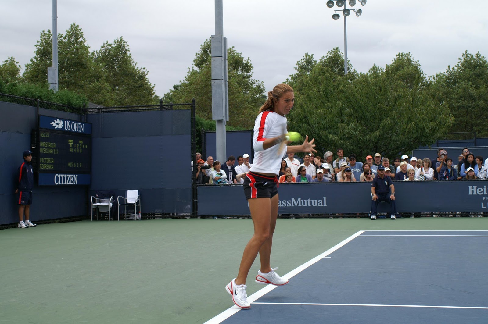 http://4.bp.blogspot.com/_GCAuqodmOE4/TQpJ3ico4VI/AAAAAAAAFgQ/Z41_XqlK-tk/s1600/Anastasia+Myskina+Athlete+Hottie.jpg