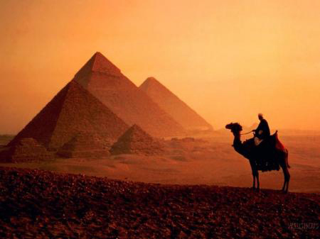 WHO BUILT THE EGYPTIAN PYRAMIDS? During the last three decades, WHO BUILT THE EGYPTIAN PYRAMIDS? During the last three decades,