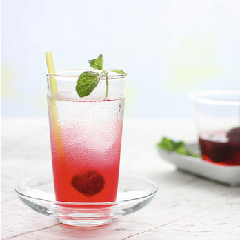 For a Refreshing Take on Life, Plink the Glass.