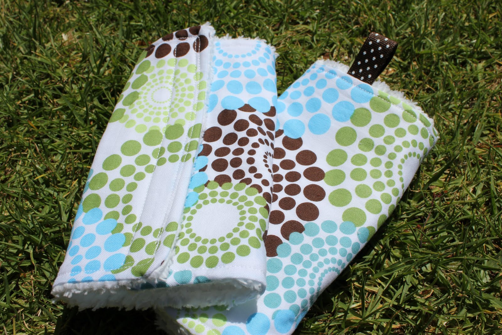 Lu Bird Baby Baby Sucking/Drool Pads for an Ergo Baby Carrier Tutorial