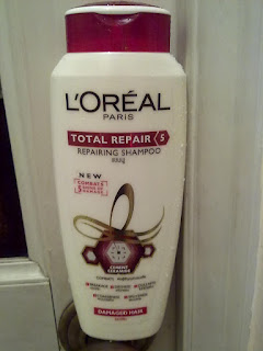 L'oreal Total Repair 5 Shampoo bottle