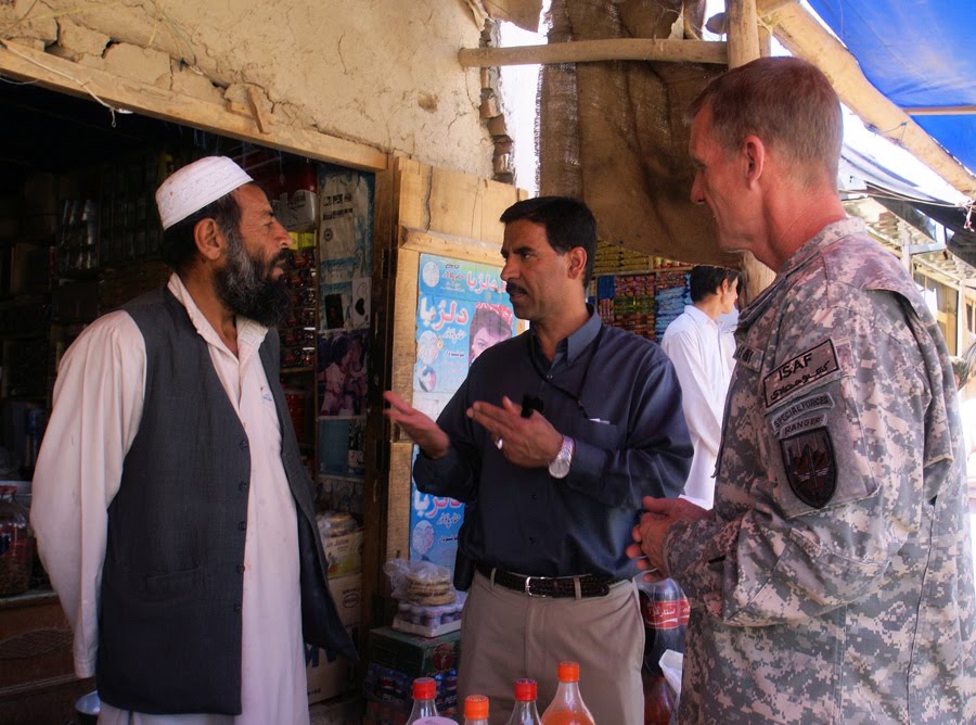 [Gen-McChrystal-and-the-vill.jpg]