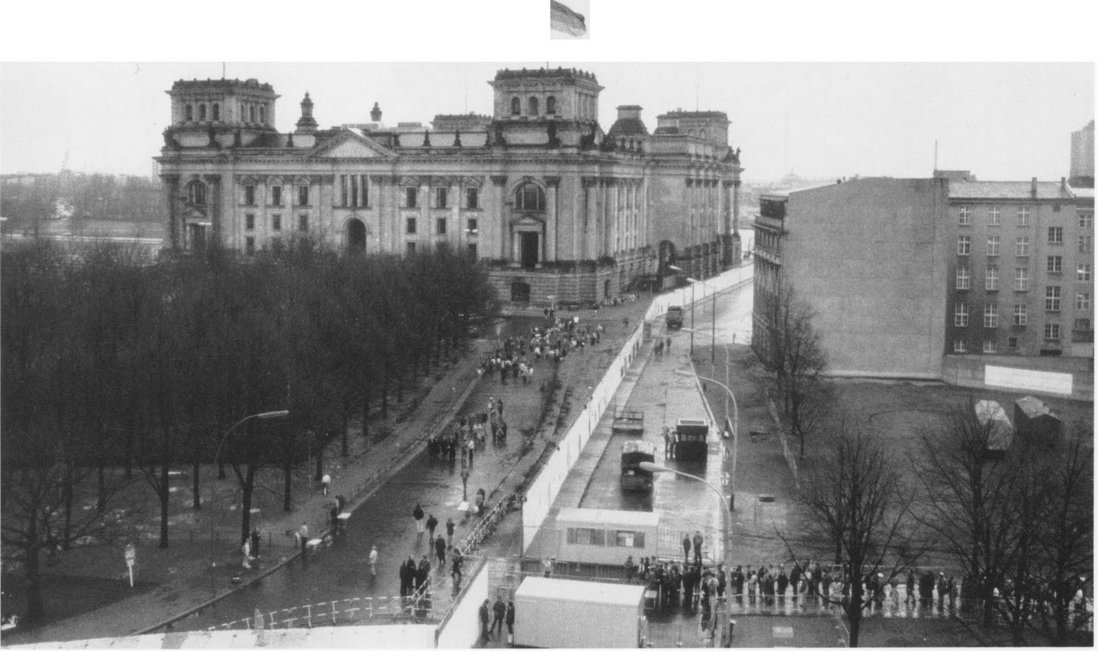 PROYECTOINTEGRADO4ESOC: EL muro de Berlin