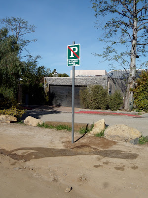 Runyon Canyon car park sign