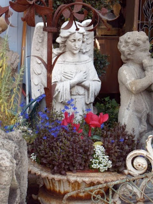 Antique angel statue