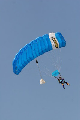 Tandem skydive - in the air
